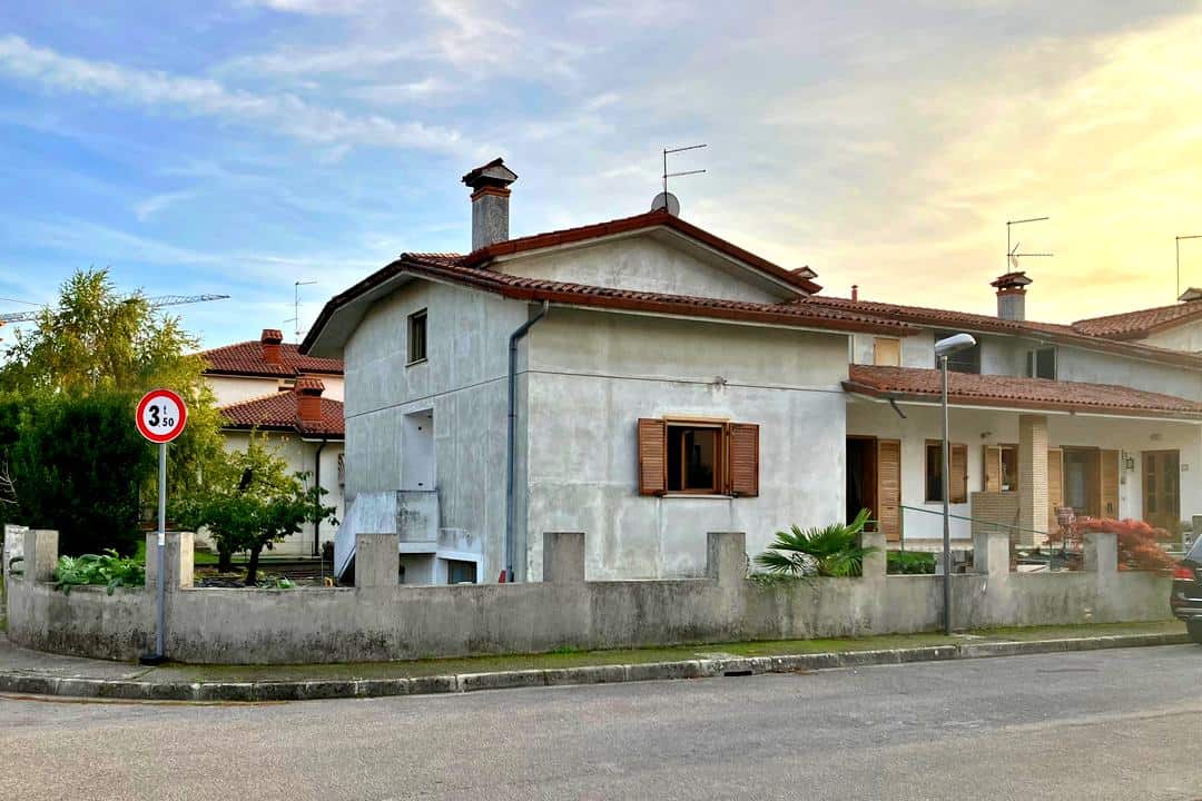 Grado, Italie, 11 Bedrooms Bedrooms, ,3 BathroomsBathrooms,Vila / dom,Prodané,1415