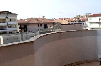 Grado, Italie, 3 Bedrooms Bedrooms, ,2 BathroomsBathrooms,Byt,Na prodej,1420