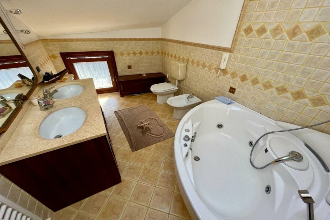 Aquileia, Italie, 3 Bedrooms Bedrooms, ,2 BathroomsBathrooms,Vila / dom,Prodané,1438