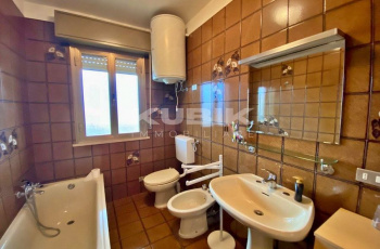 Friuli, Italie, 3 Bedrooms Bedrooms, ,1 BathroomBathrooms,Byt,Prodané,1554