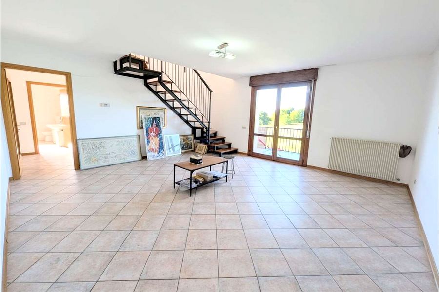 Terzo di Aquileia, Italie, 5 Bedrooms Bedrooms, ,2 BathroomsBathrooms,Byt,Prodané,1664